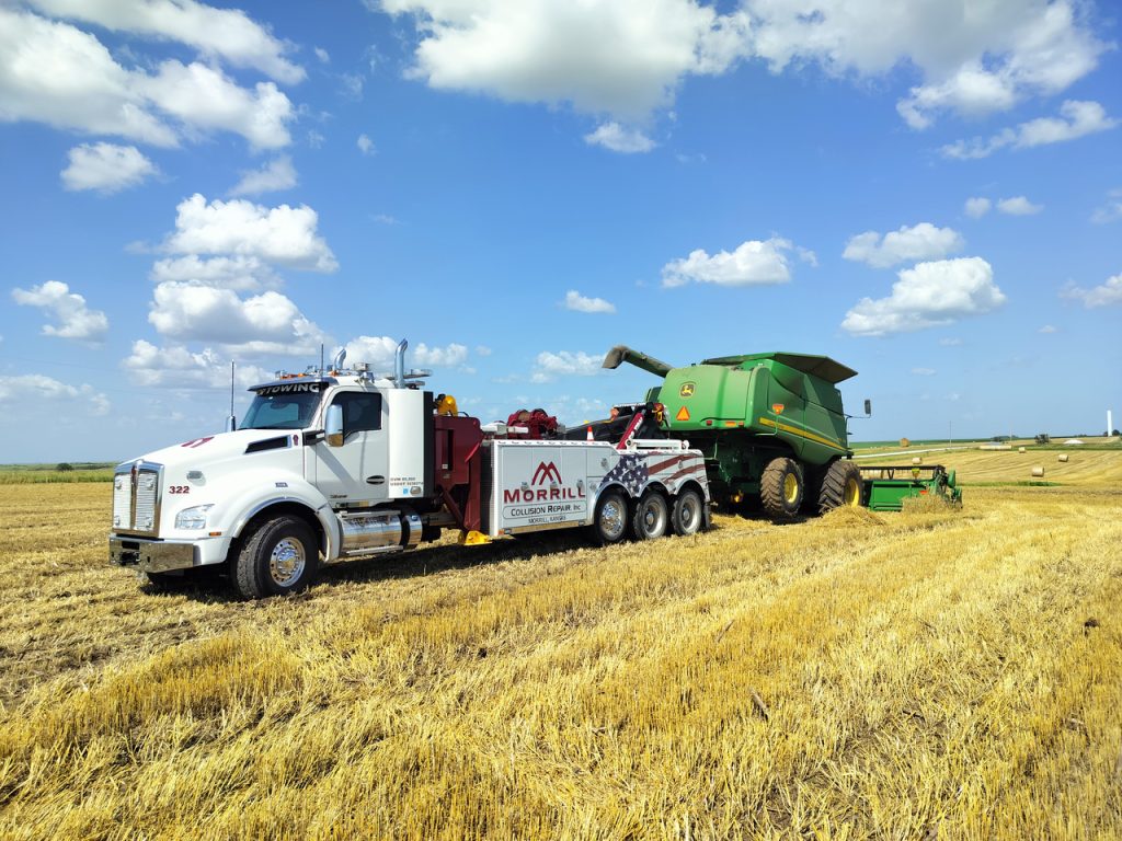MCR Towing: combine recovery in field wide